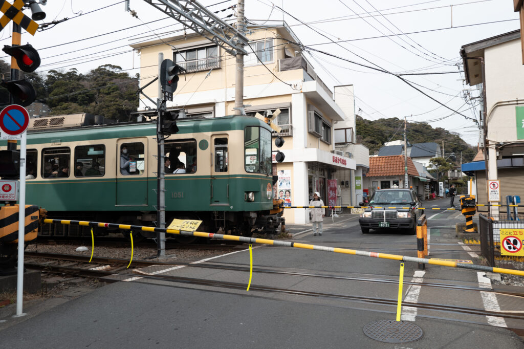 Enoden Train