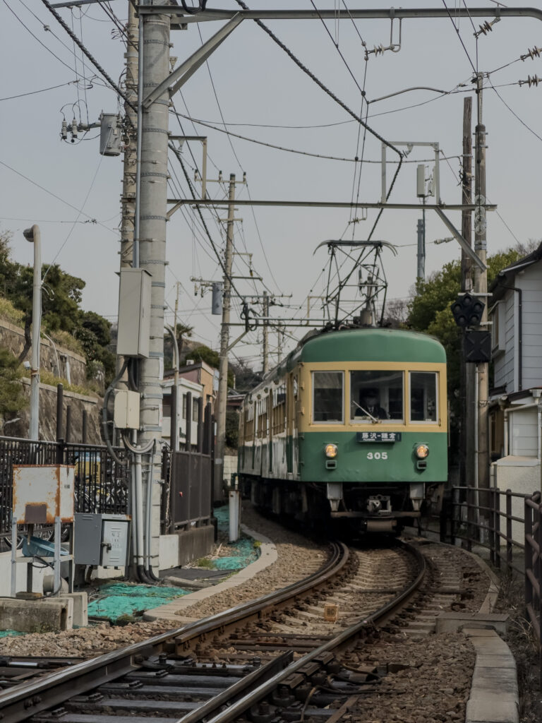 Enoden Train