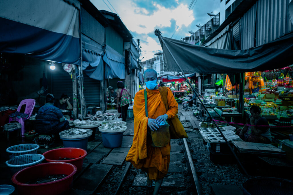 MaeKlong Trains