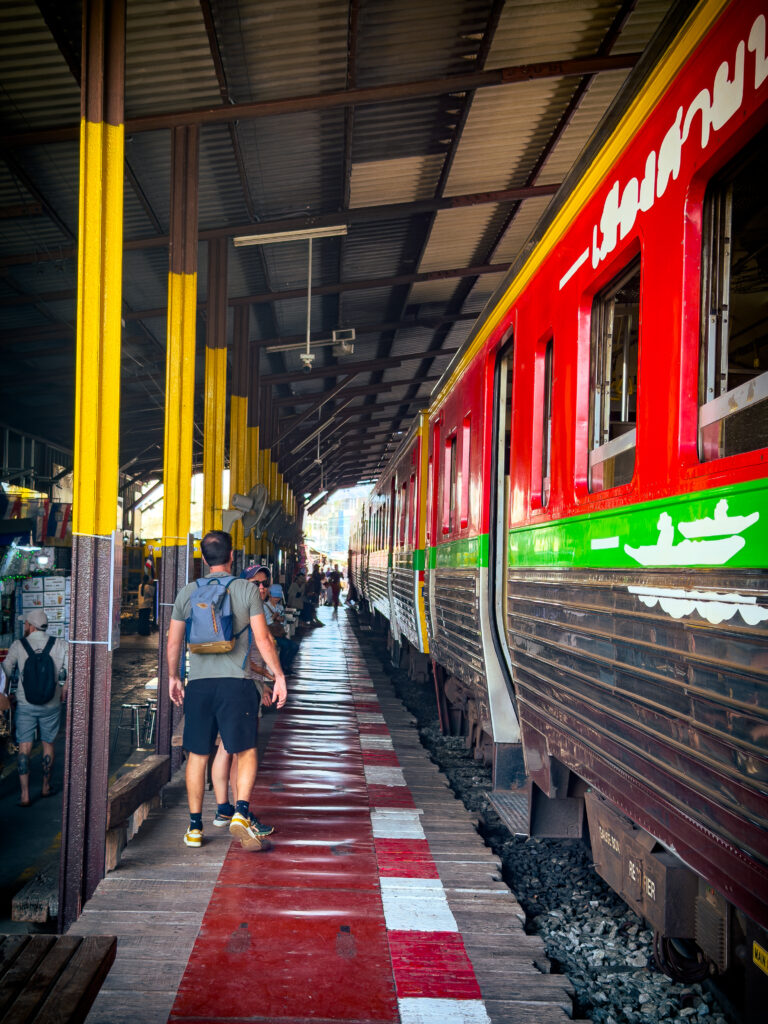 MaeKlong Trains 2