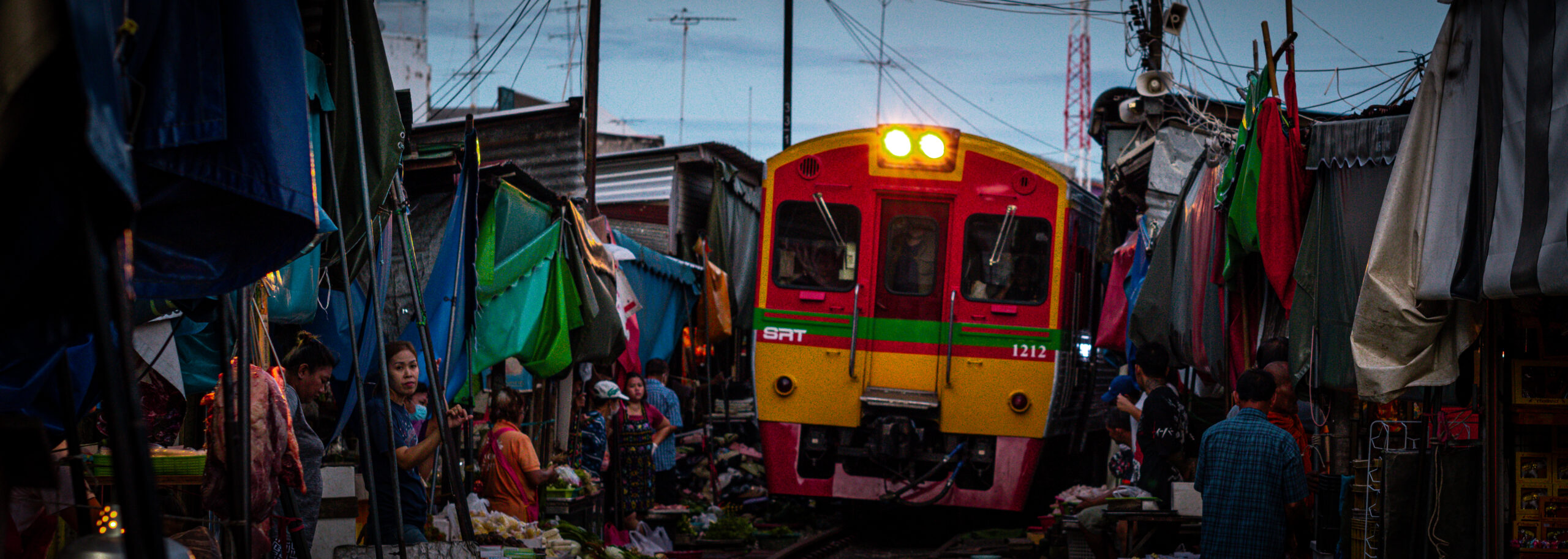 MaeKlong Trains