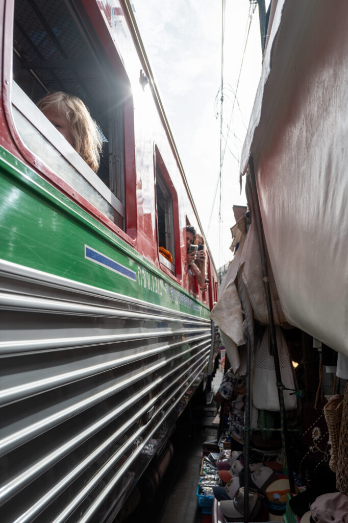 MaeKlong Trains